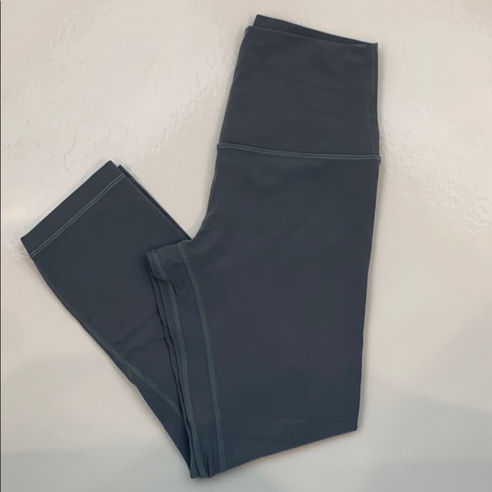 Cropped Align Lululemon leggings